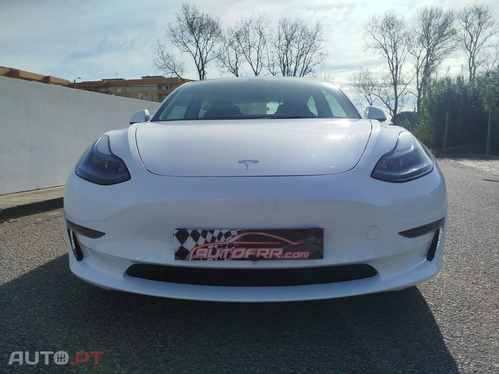 Tesla Model 3 Long Range AWD Dual Motor