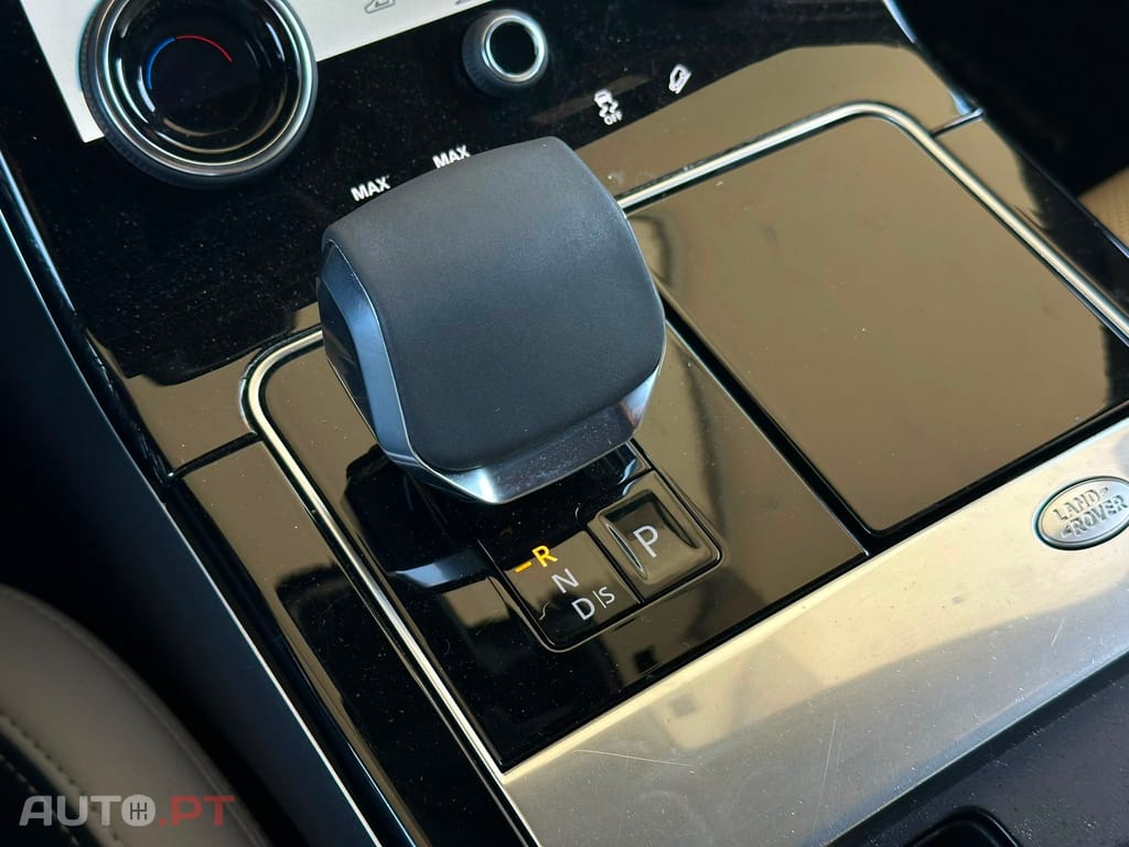 Land Rover Velar P400e R-Dynamic