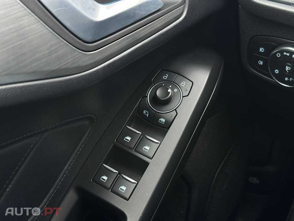 Ford Focus 1.0 EcoBoost Hybrid ACTIVE STYLE