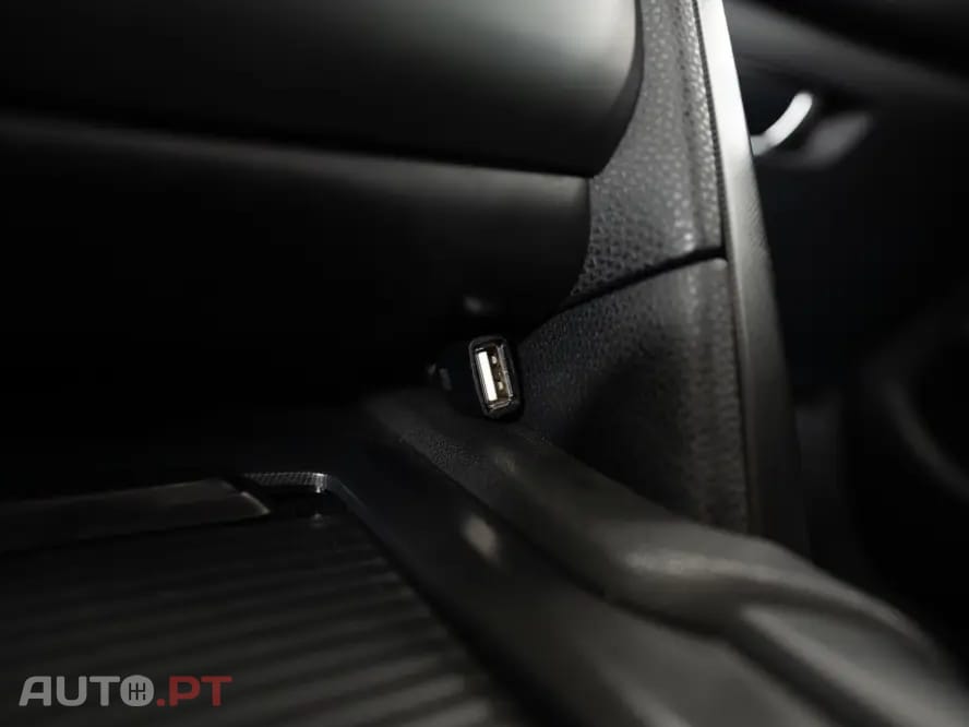Citroen DS4 1.6 e-HDi So Chic CMP6
