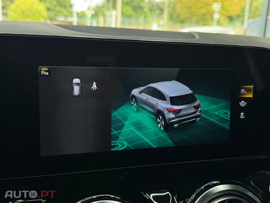 Mercedes-Benz GLA 200 d AMG Line