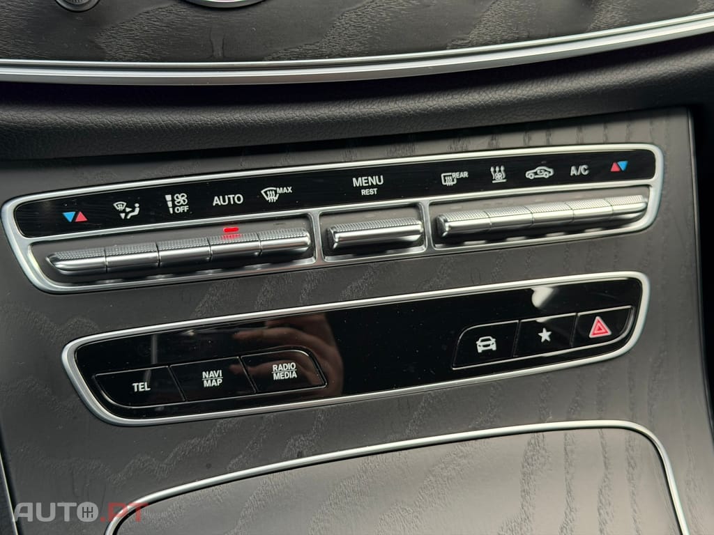 Mercedes-Benz E 300 de AMG Line