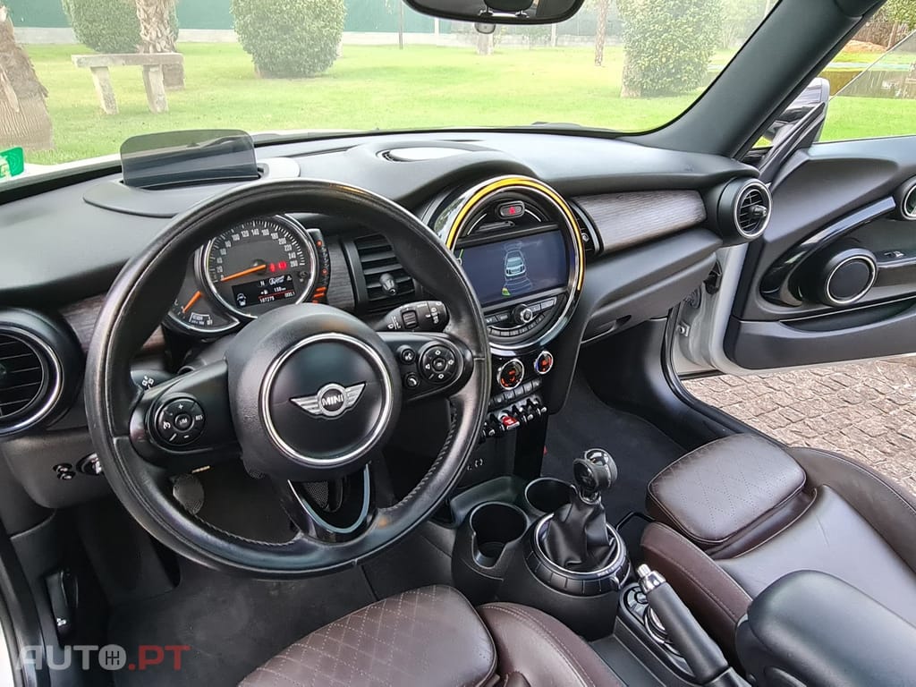 MINI Cooper Cooper D