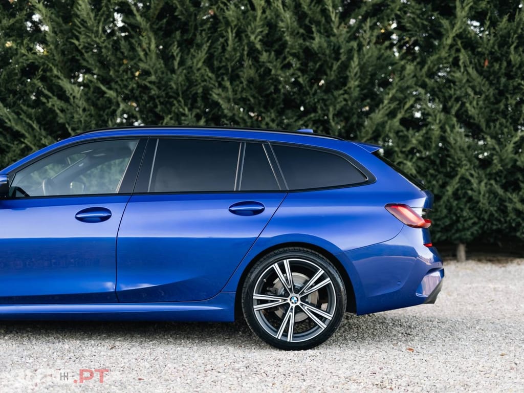 BMW 320 d Pack Desportivo M Auto