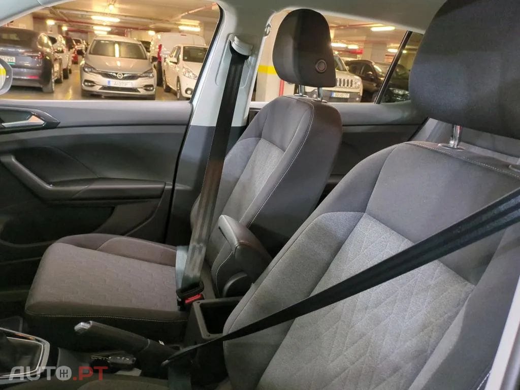 Volkswagen T-Cross 1.0 TSI Urban DSG
