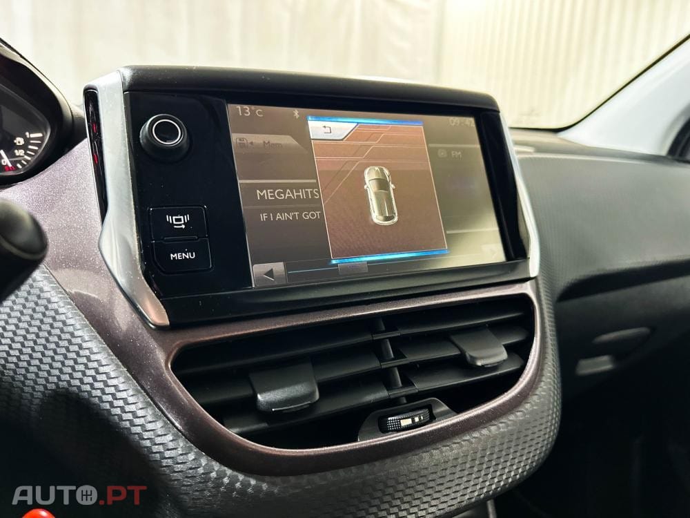 Peugeot 2008 1.6 e-HDi Allure 2-Tronic