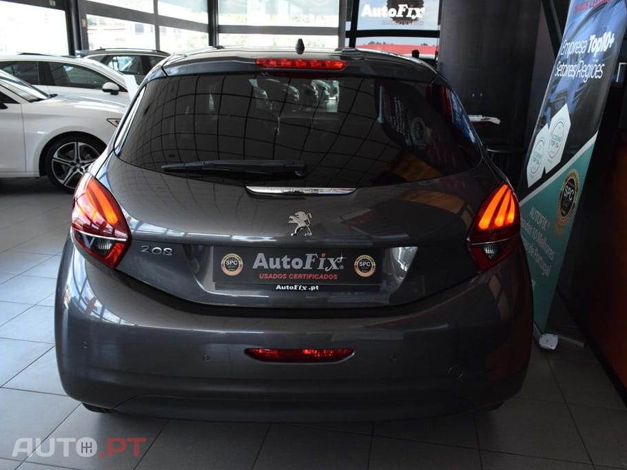 Peugeot 208 1.5 BlueHDi Signature