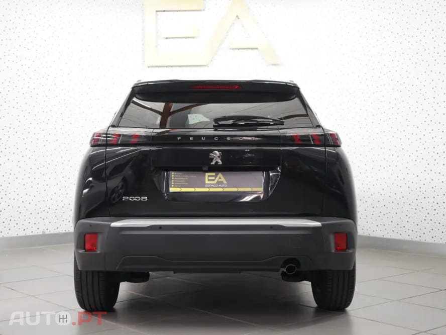 Peugeot 2008 1.2 PureTech Allure