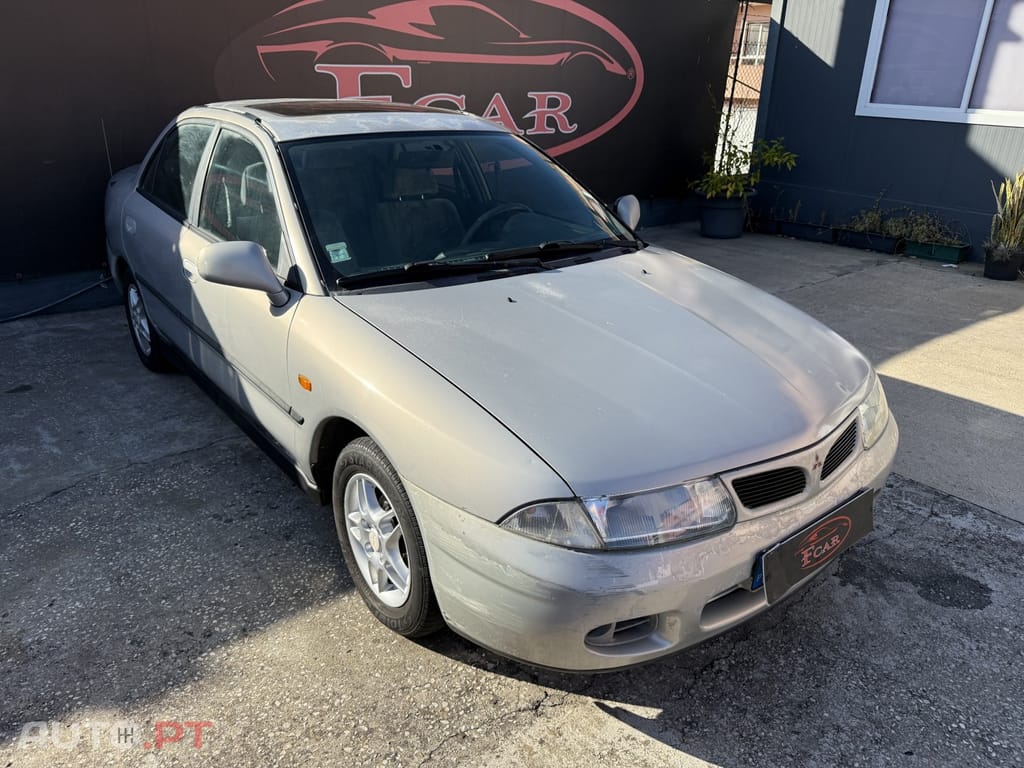 Mitsubishi Carisma Sedan 1.9 TD GLS
