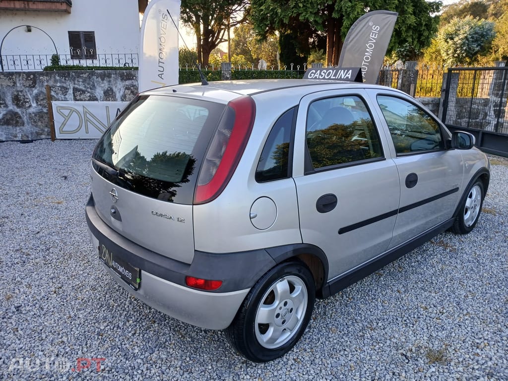 Opel Corsa 1.2 16v