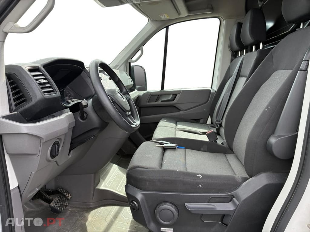 Volkswagen Crafter 35 2.0 TDI L3H3 Business