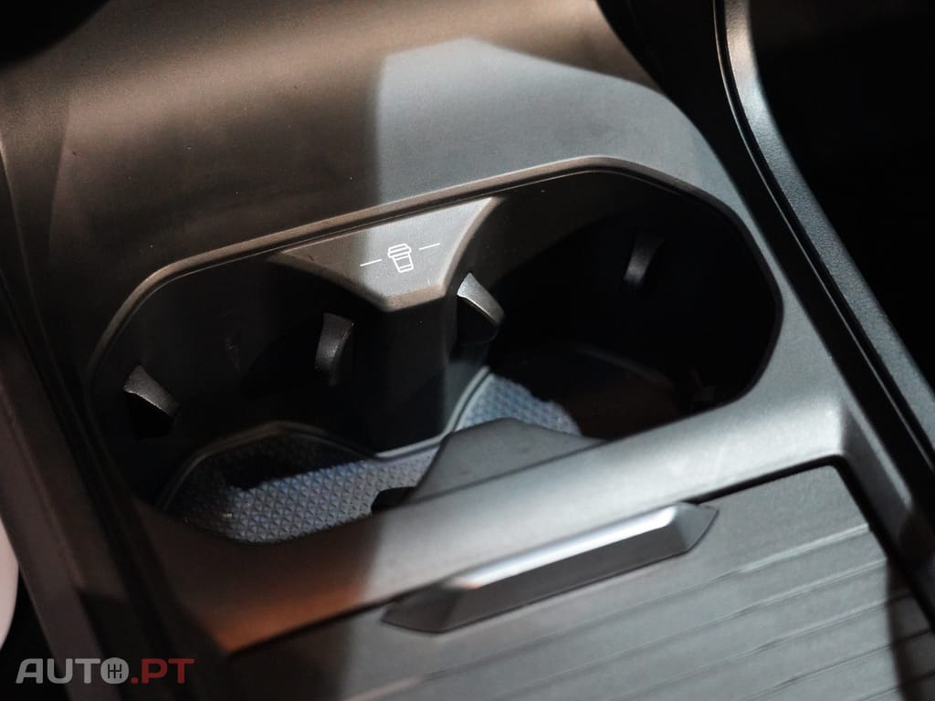 MG MG4 64 kWh Luxury