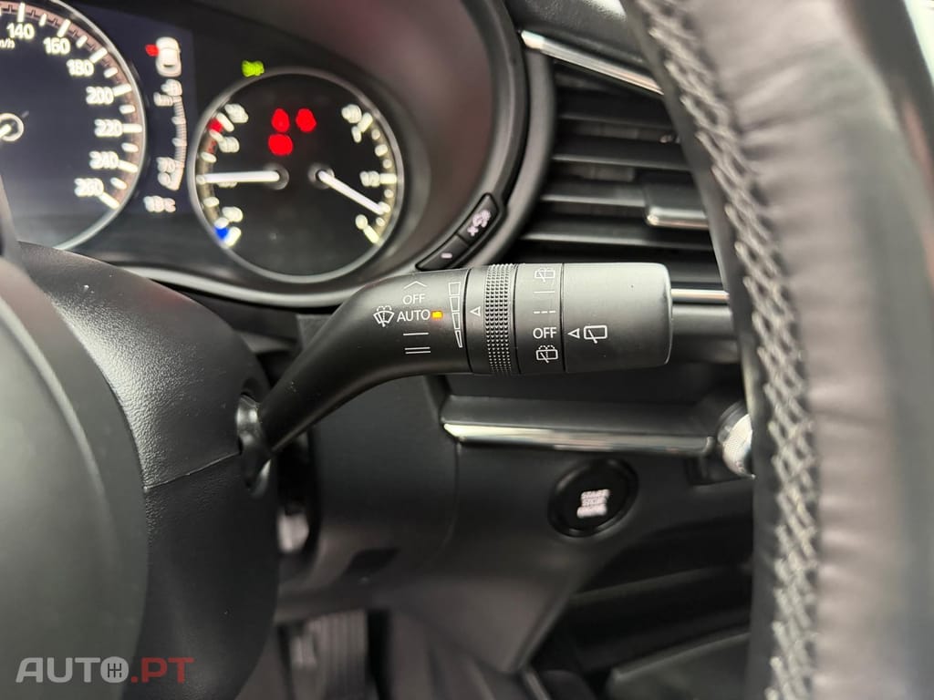 Mazda CX-30 2.0 e-Skyactiv-G Exclusive-line