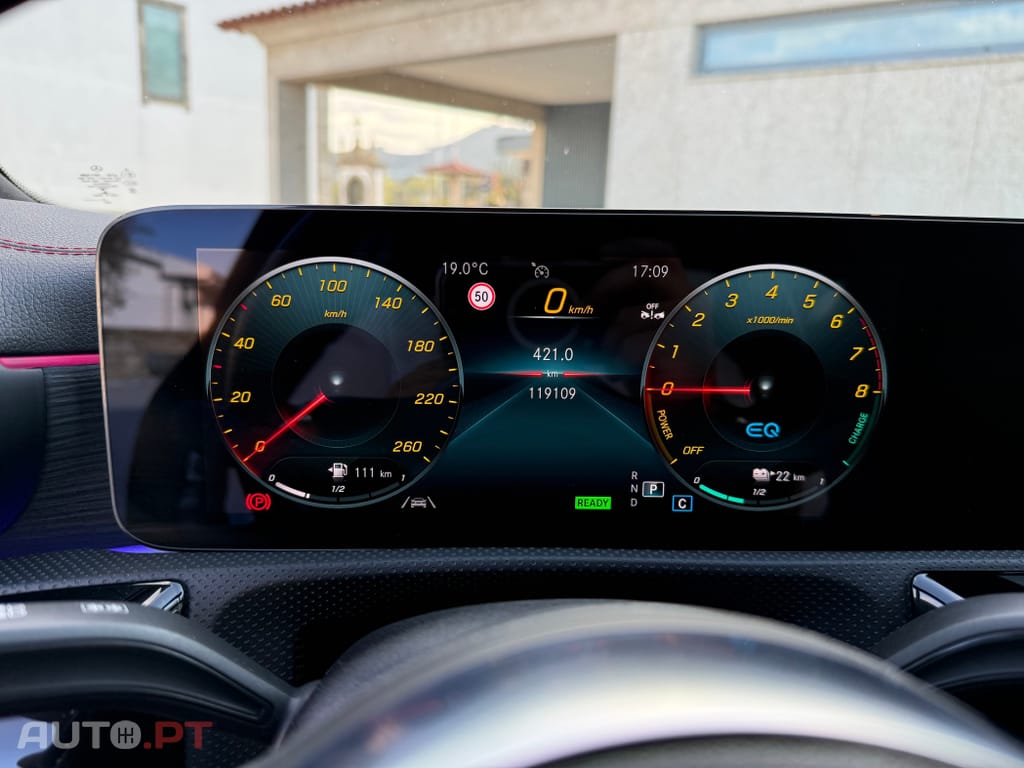 Mercedes-Benz CLA 250 e Shooting Brake AMG Line