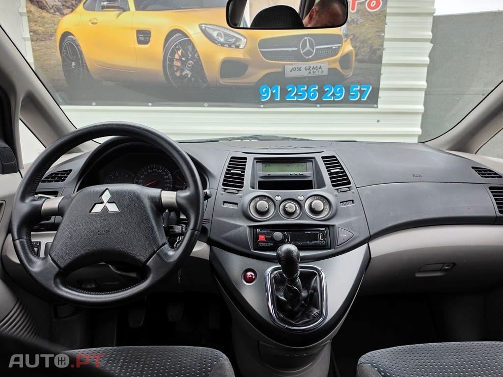 Mitsubishi Grandis 2.0 DI-D Inform