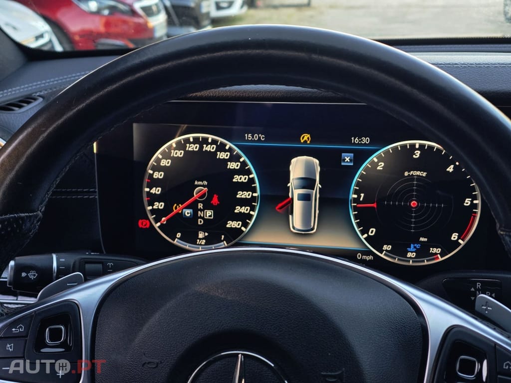 Mercedes-Benz E 220 D AMG