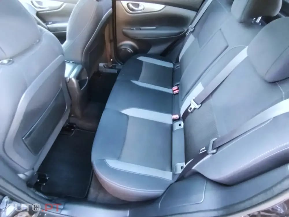 Nissan Qashqai 1.3 DIG-T N-Connecta Led