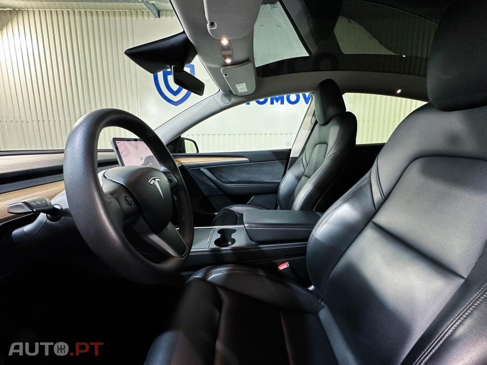 Tesla Model Y Long Range Dual Motor AWD