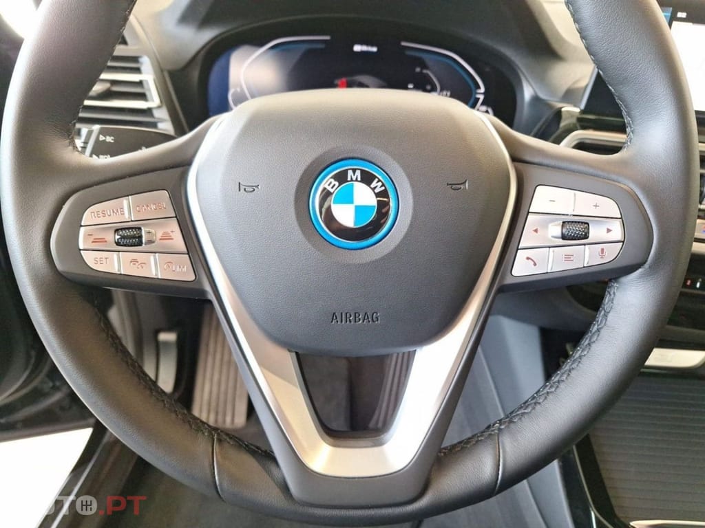BMW X3 xDr30e I.V.A DEDUTÍVEL 