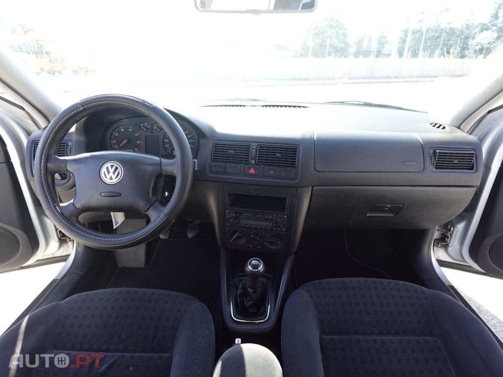 Volkswagen Golf 1.4i Confortline