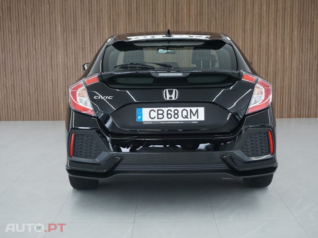 Honda Civic 1.0 i-VTEC Elegance