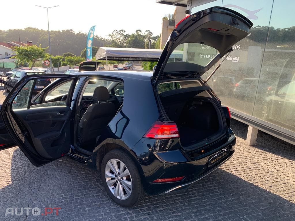 Volkswagen Golf 1.6 TDI Highline