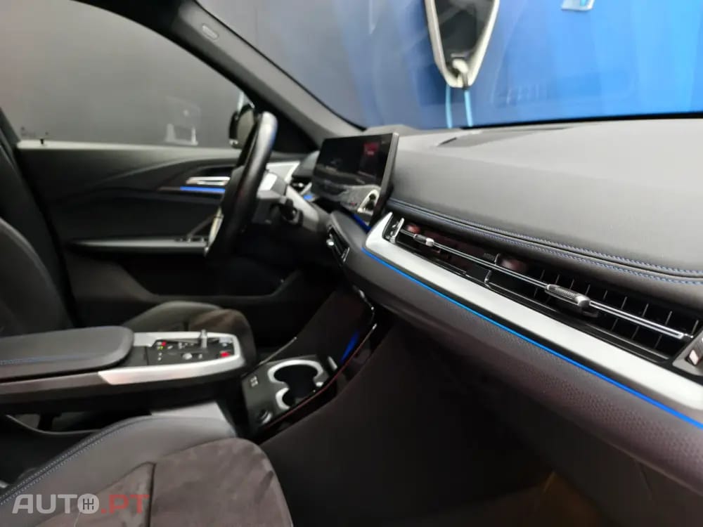 BMW iX1 xDrive30 Pack Desportivo M