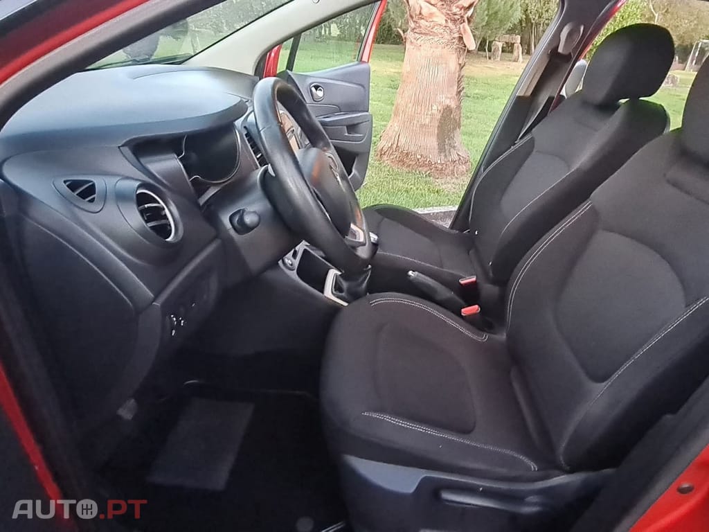 Renault Captur 1.5 dCi Red Edition