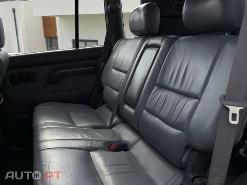 Toyota Land Cruiser 8 lugares