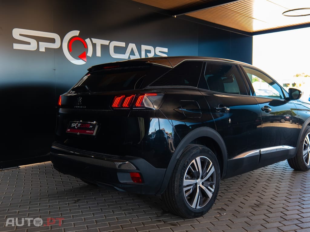Peugeot 3008 1.2 Hybrid Allure e-DCS6