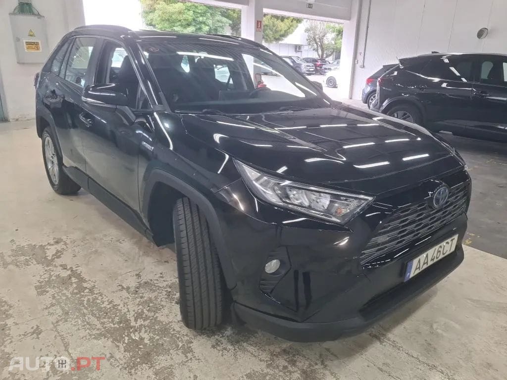Toyota RAV4 2.5 HDF Comfort