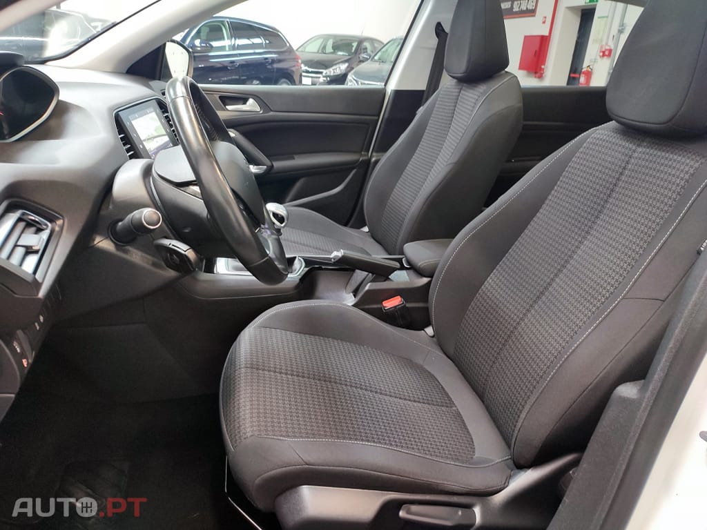 Peugeot 308 1.5 BlueHDi Allure