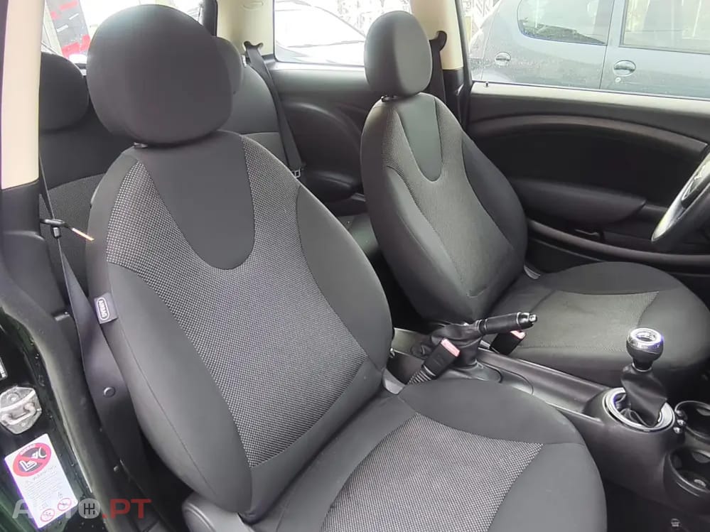 MINI Cooper One D