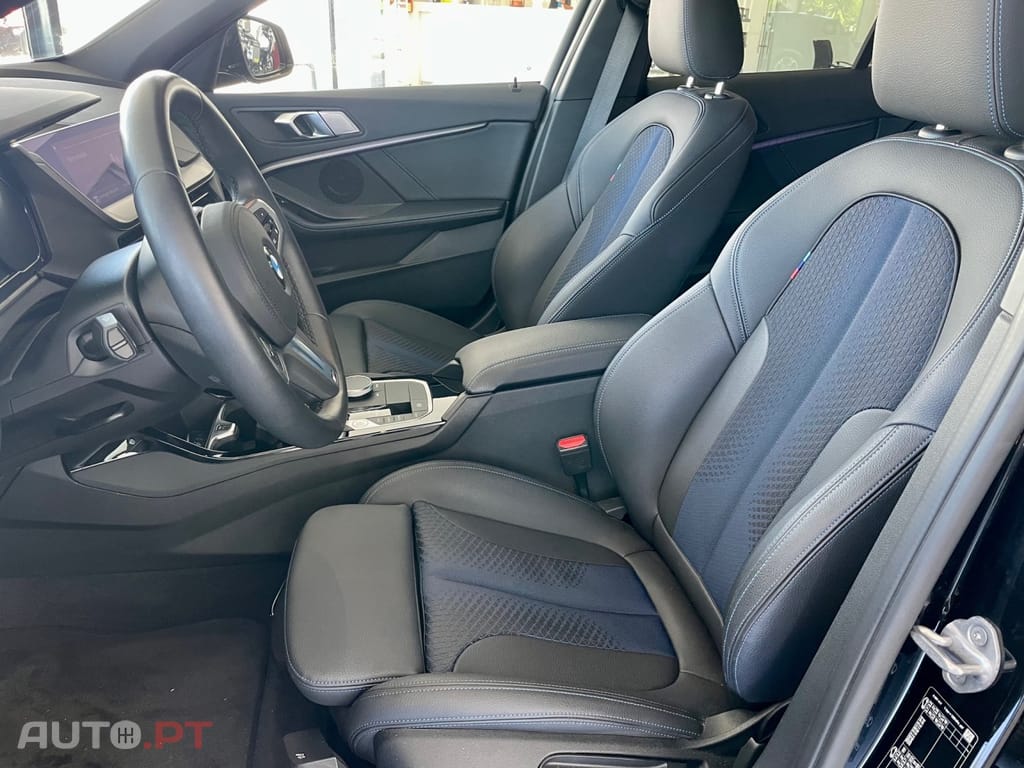 BMW 116 d Pack Desportivo M Auto