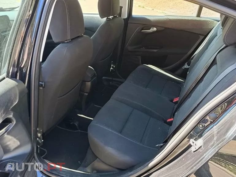 Fiat Tipo 1.3 M-Jet Lounge