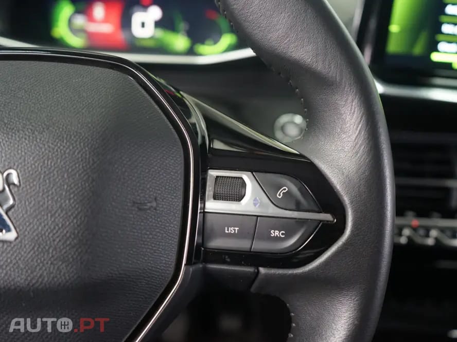 Peugeot 2008 1.2 PureTech Allure