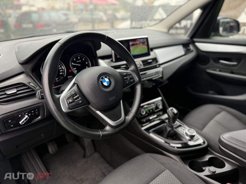 BMW 218 d 7L Line Luxury