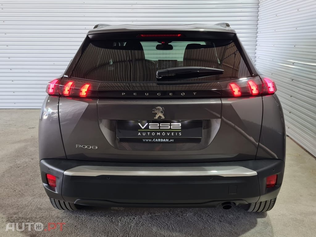 Peugeot E-2008 50 kWh Allure
