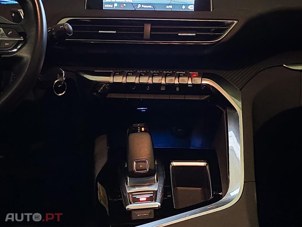 Peugeot 3008 1.5 BlueHDi Allure EAT8