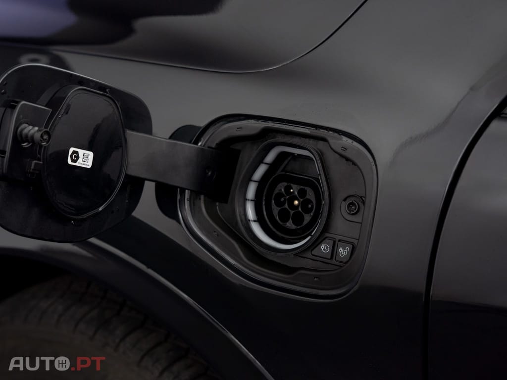 Ford Kuga 2.5 PHEV ST-Line X