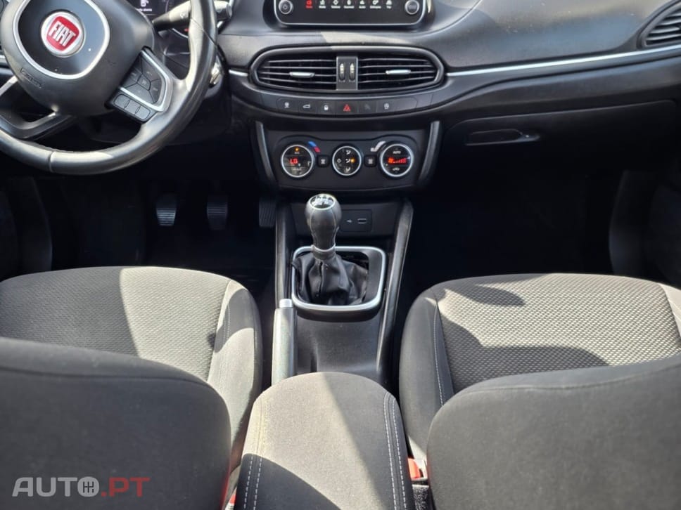 Fiat Tipo 1.3 M-Jet Lounge