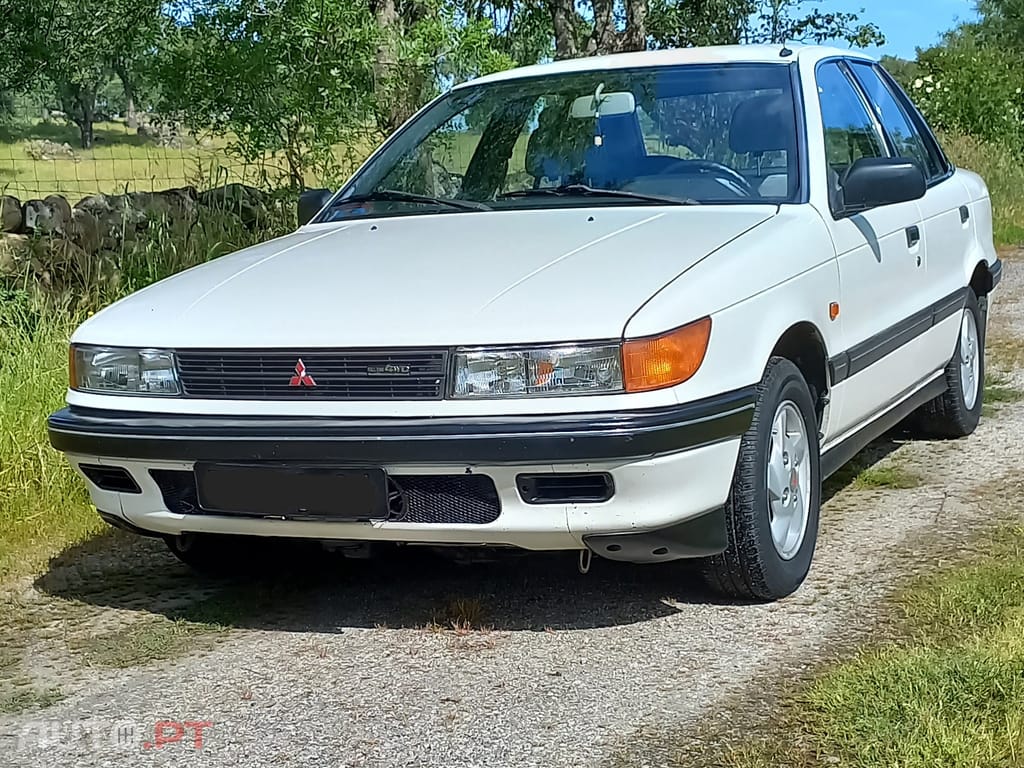Mitsubishi Lancer 1.5 glx