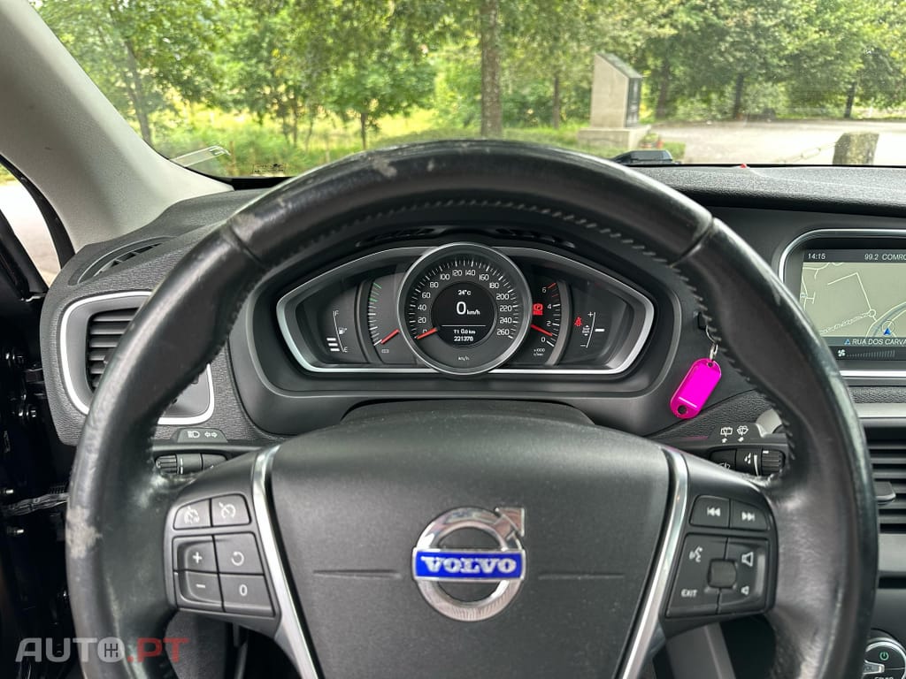 Volvo V40 2.0 D2 Momentum Eco