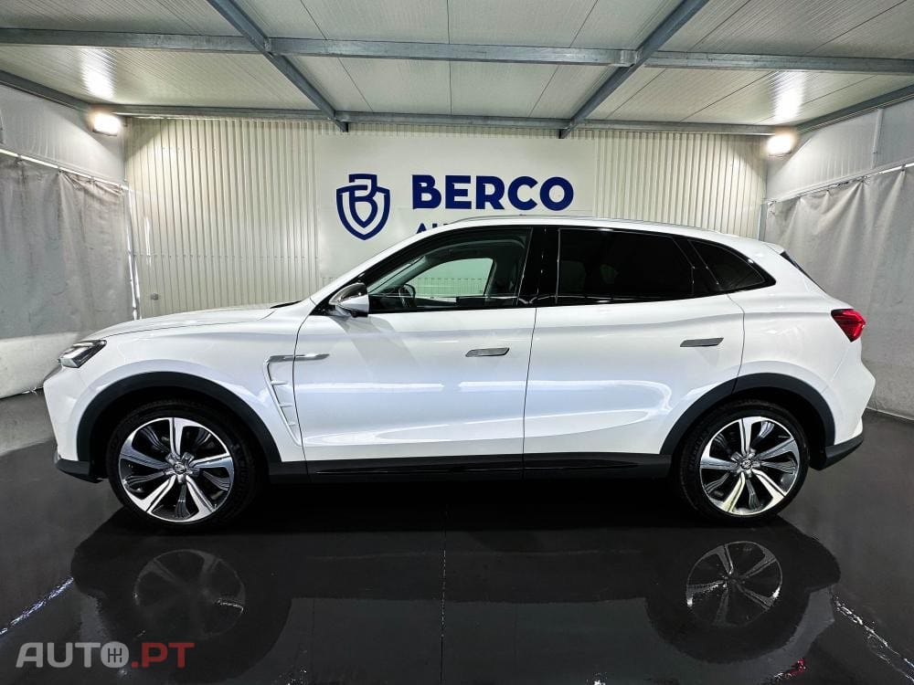 MG Marvel R 70 kWh AWD Performance