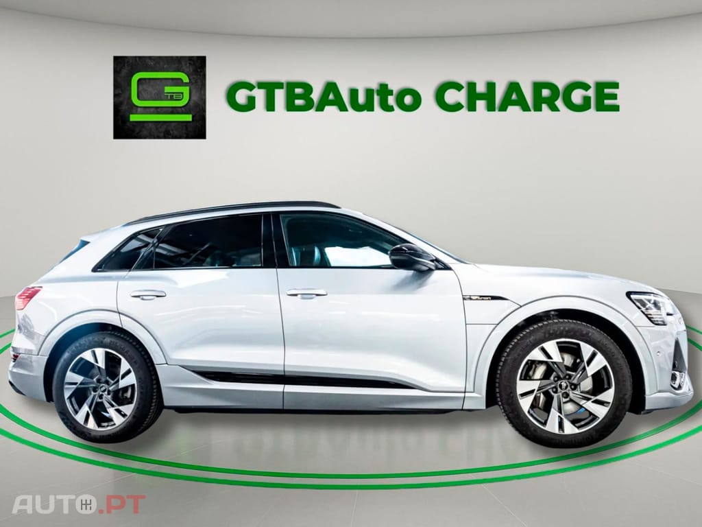 Audi E-Tron I.V.A DEDUTÍVEL  50  S LINE