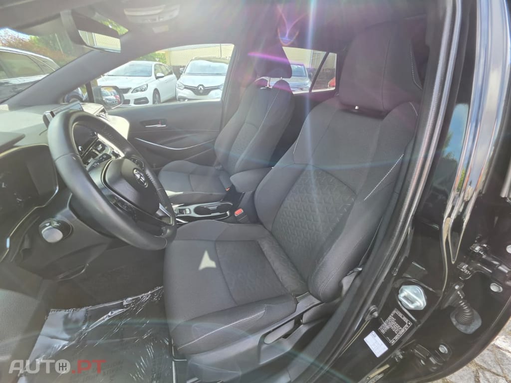 Toyota Corolla Touring Sports 1.8 Hybrid Comfort+P.Sport