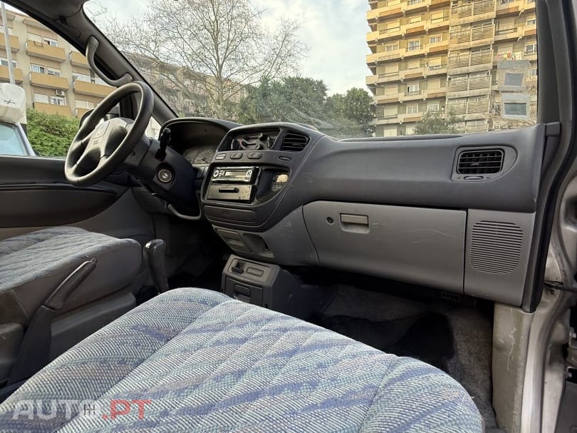 Mitsubishi Space Gear 2.5 TD GLX