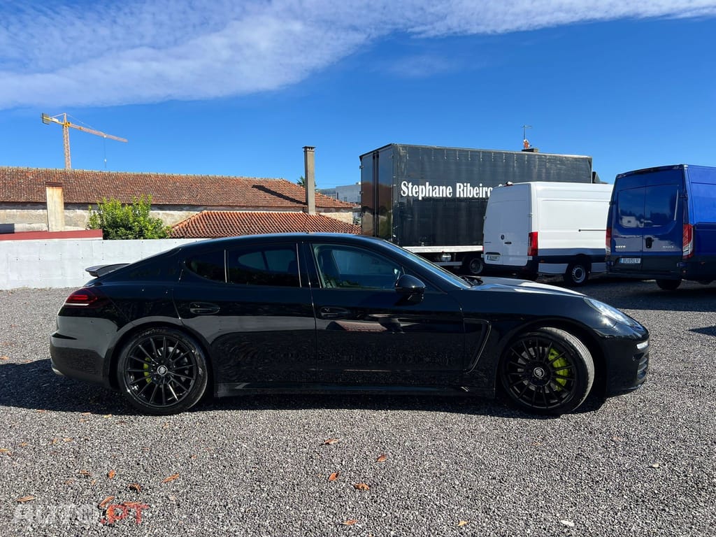 Porsche Panamera S e-Hybrid