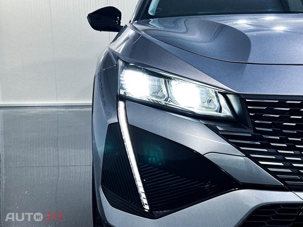 Peugeot 408 1.2 PureTech Allure Pack EAT8