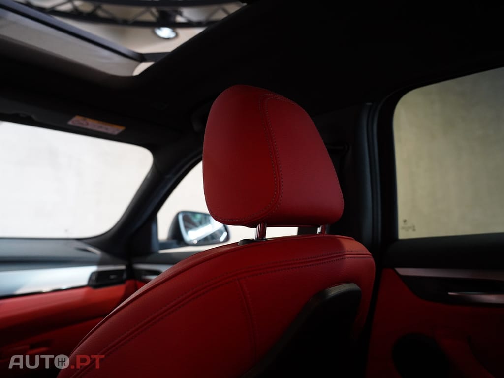 BMW X2 18 i sDrive Advantage